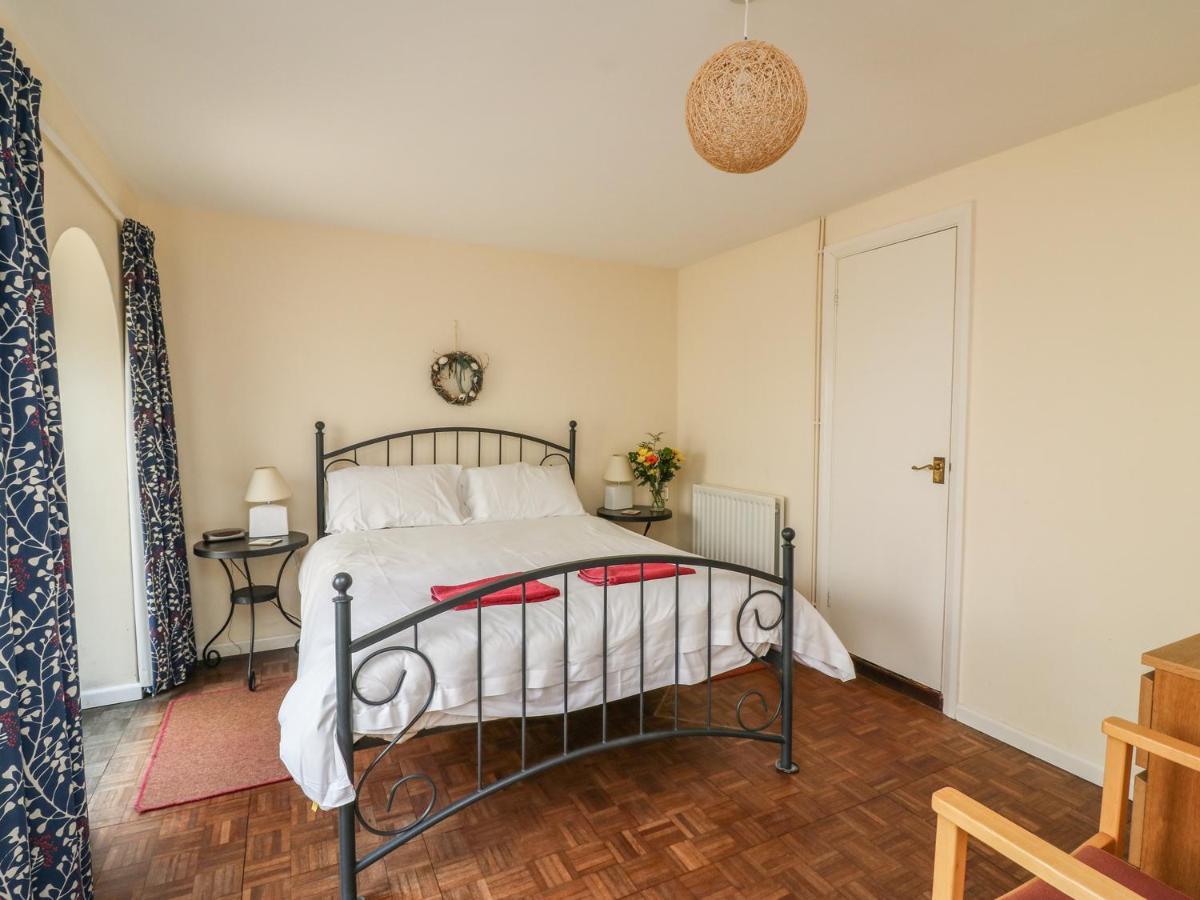 The Cottage Уотчет Экстерьер фото
