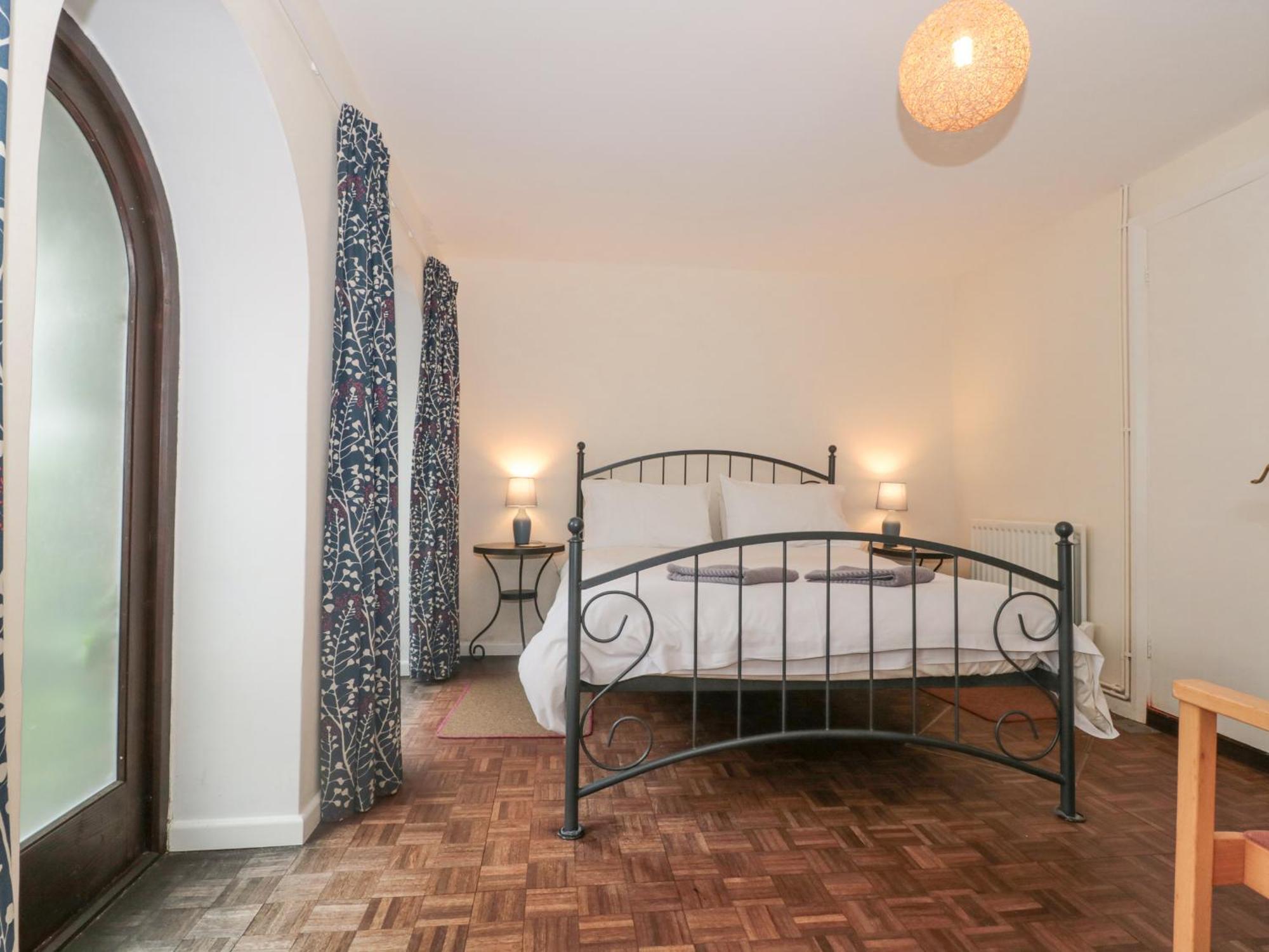 The Cottage Уотчет Экстерьер фото